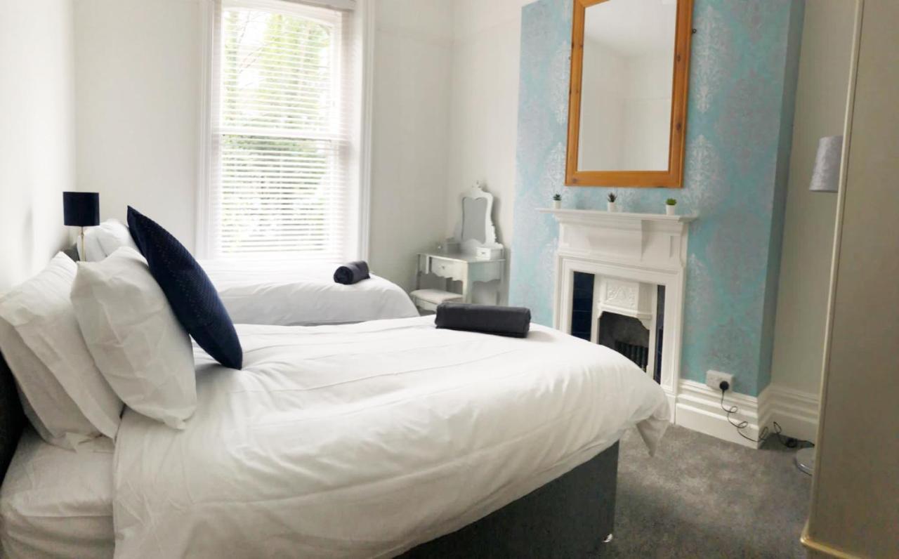 Summer Breeze. 3-Bed Apartment Close To The Beach Bournemouth Exterior foto