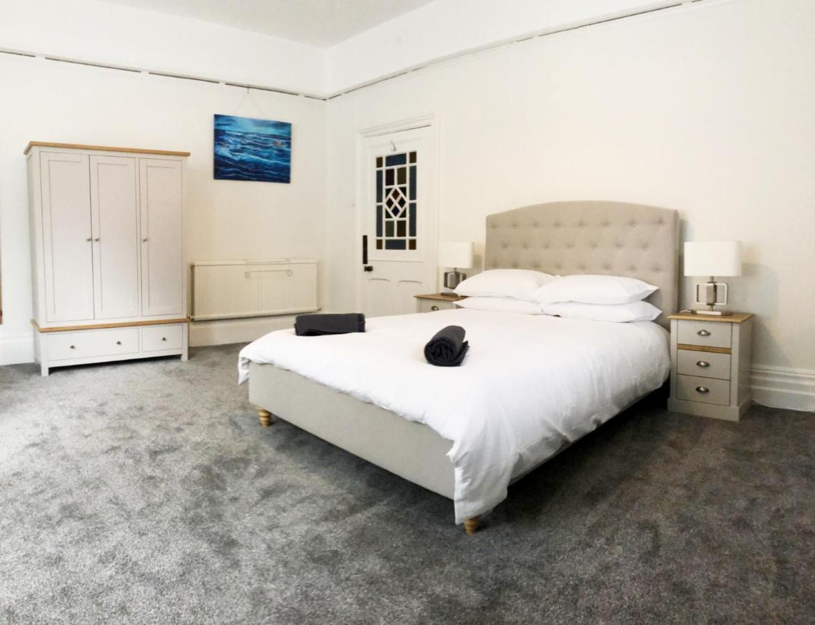 Summer Breeze. 3-Bed Apartment Close To The Beach Bournemouth Exterior foto